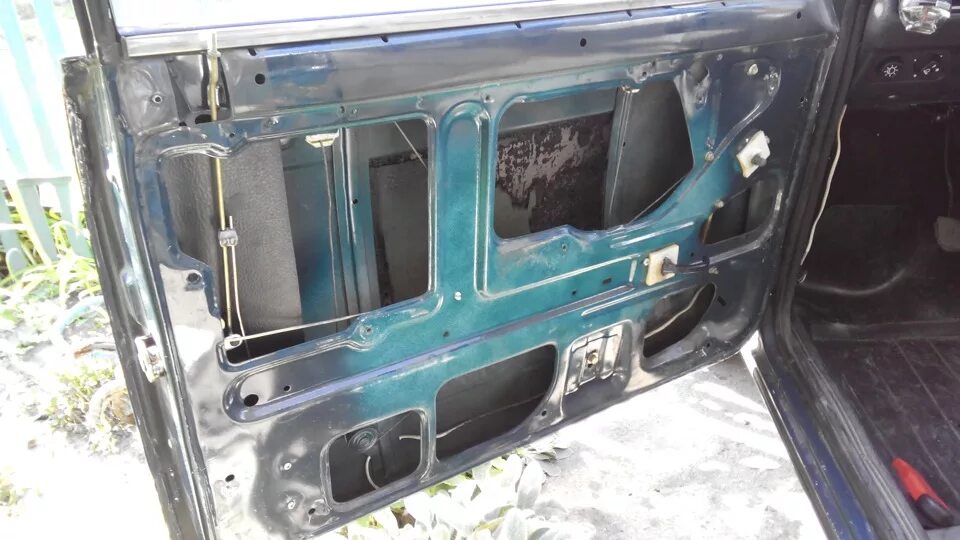 шумоизоляция дверей ваз 2105 часть 2 (шви ваз 2105) - Lada 21053, 1,5 л, 2002 го
