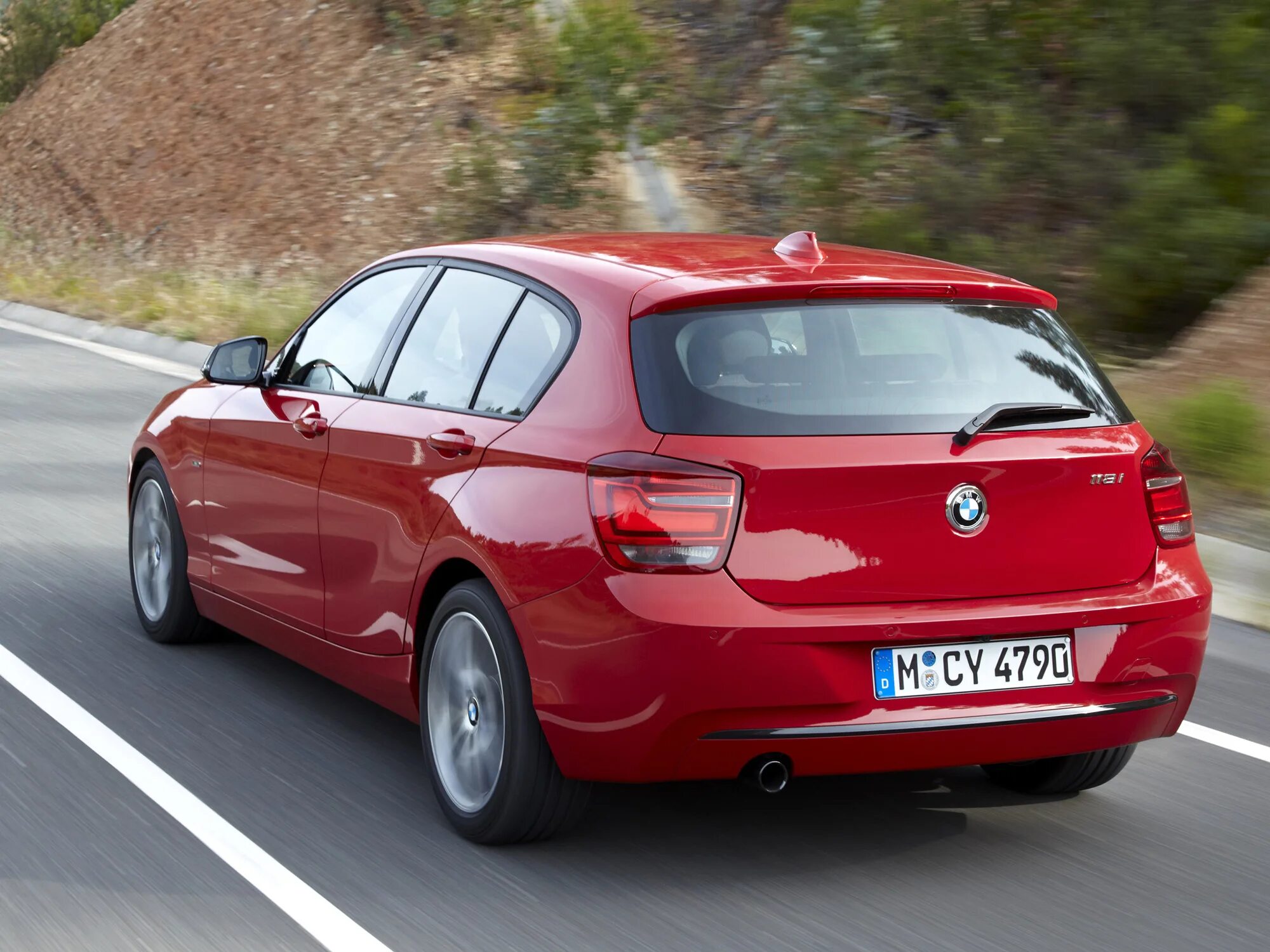 Bmw 120i. BMW 116i хэтчбек. BMW 118i f20. BMW f20 116i. BMW 1 хэтчбек.