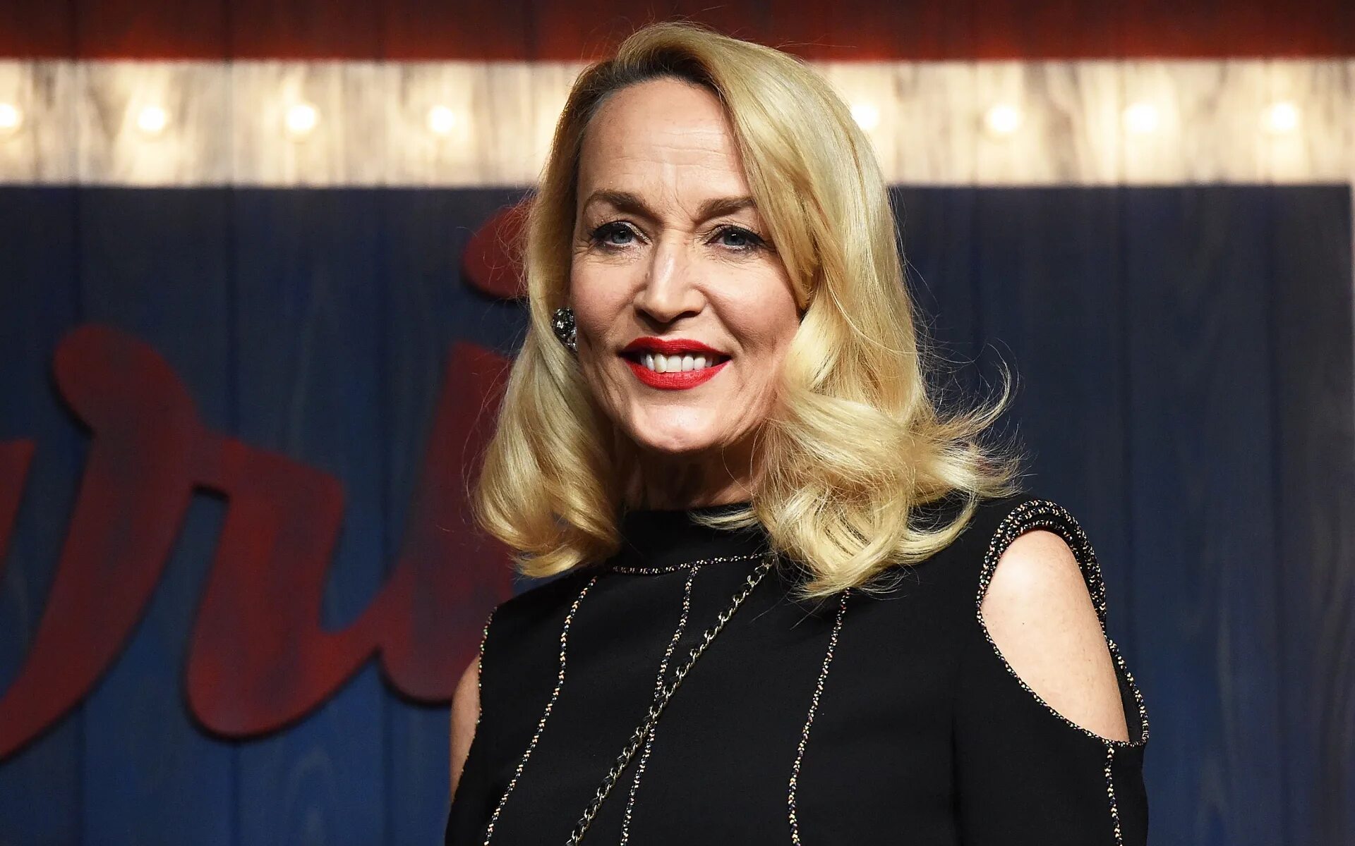 Jerry hall 1977. Старые модели звезды. Марлин монро. Старые модели звезды. Kate moss 1988.