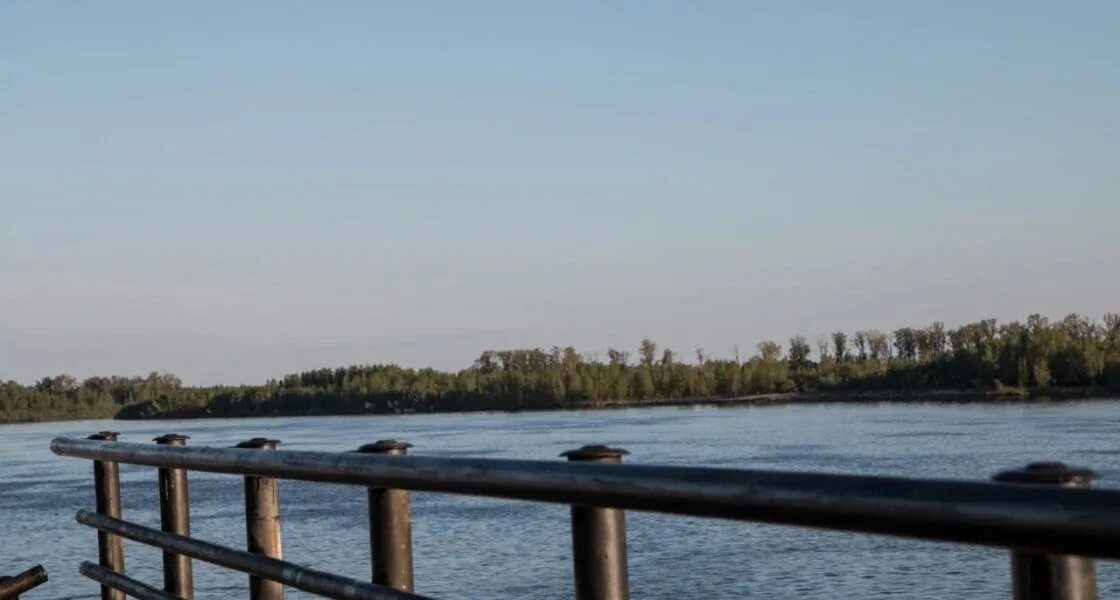 Уровень реки обь в районе города нижневартовск. Река обь нижневартовск. набережная оби нижневартовск.