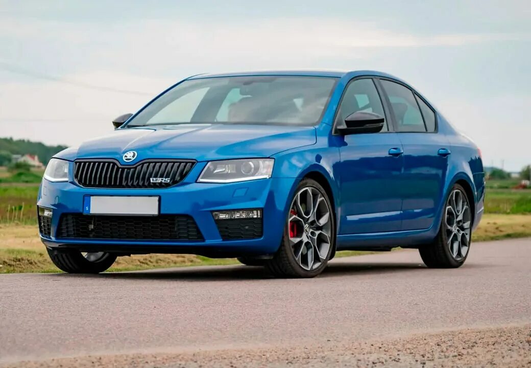 Купить октавию 2016. Skoda Octavia RS 2015. Skoda Octavia RS 2. Skoda Octavia RS 2016. Octavia RS 2.0 TSI.