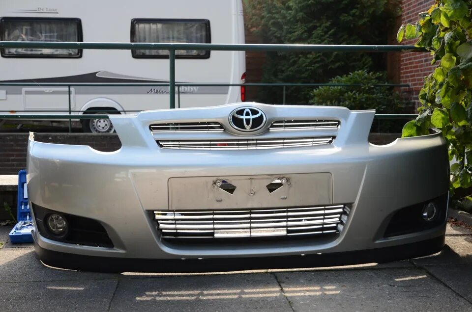 Toyota бампер. Бампер Королла. Front Bumper for Toyota Corolla. Оригинальный бампер Toyota.