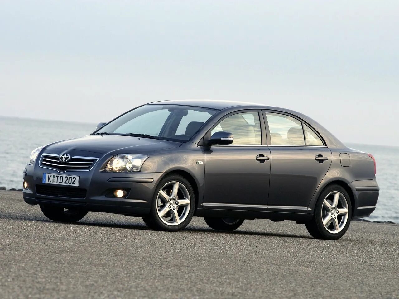 Тойота авенсис 2007 2.0. Toyota Avensis 2. Toyota Avensis t250. Toyota Avensis 2 t250. Toyota Avensis II 2006-2008.