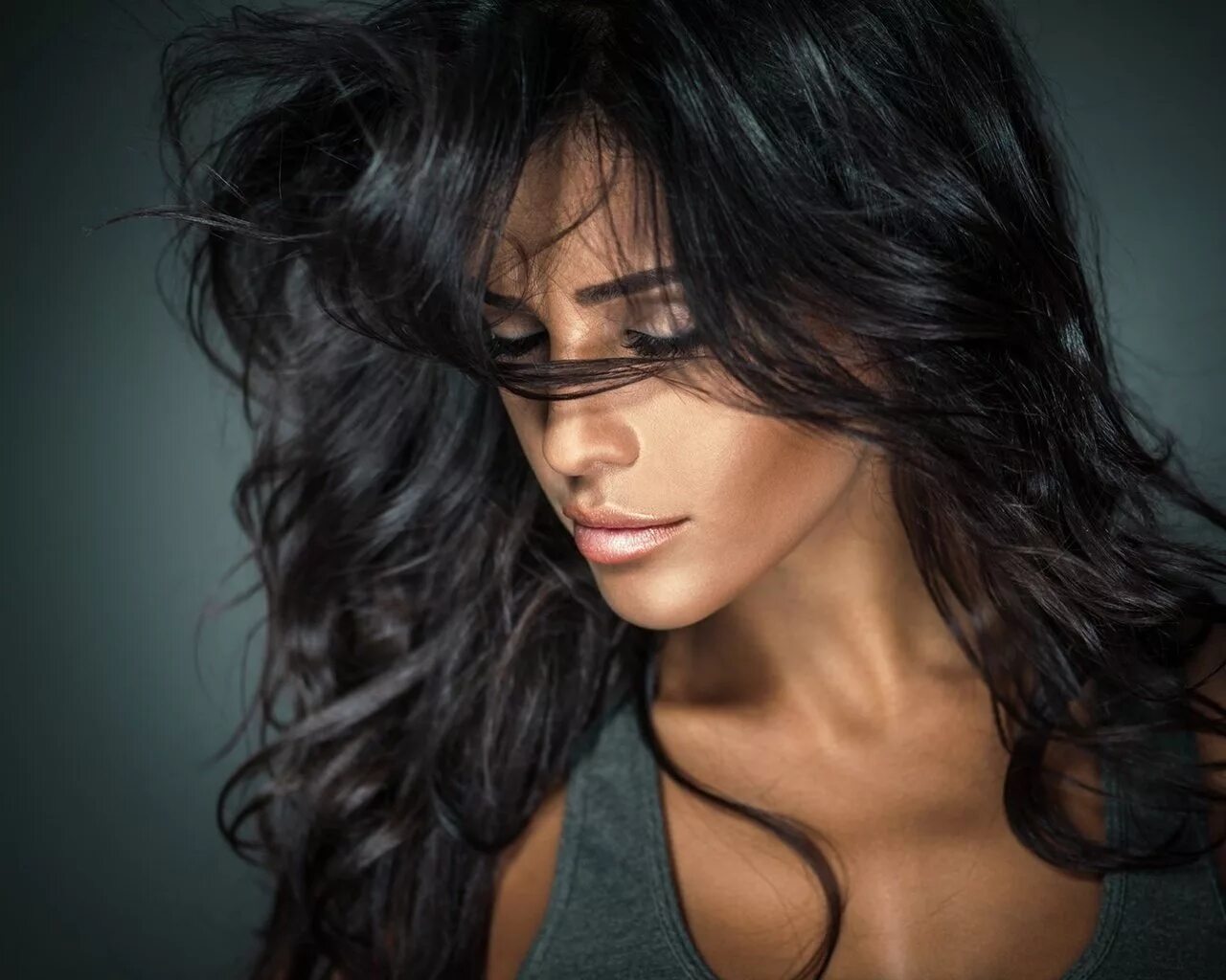 Модель эмануэла де паула. Длинные стройные ножки. Красивый загар. Беатрис чирита в купальнике. Красивая загорелая брюнетка.