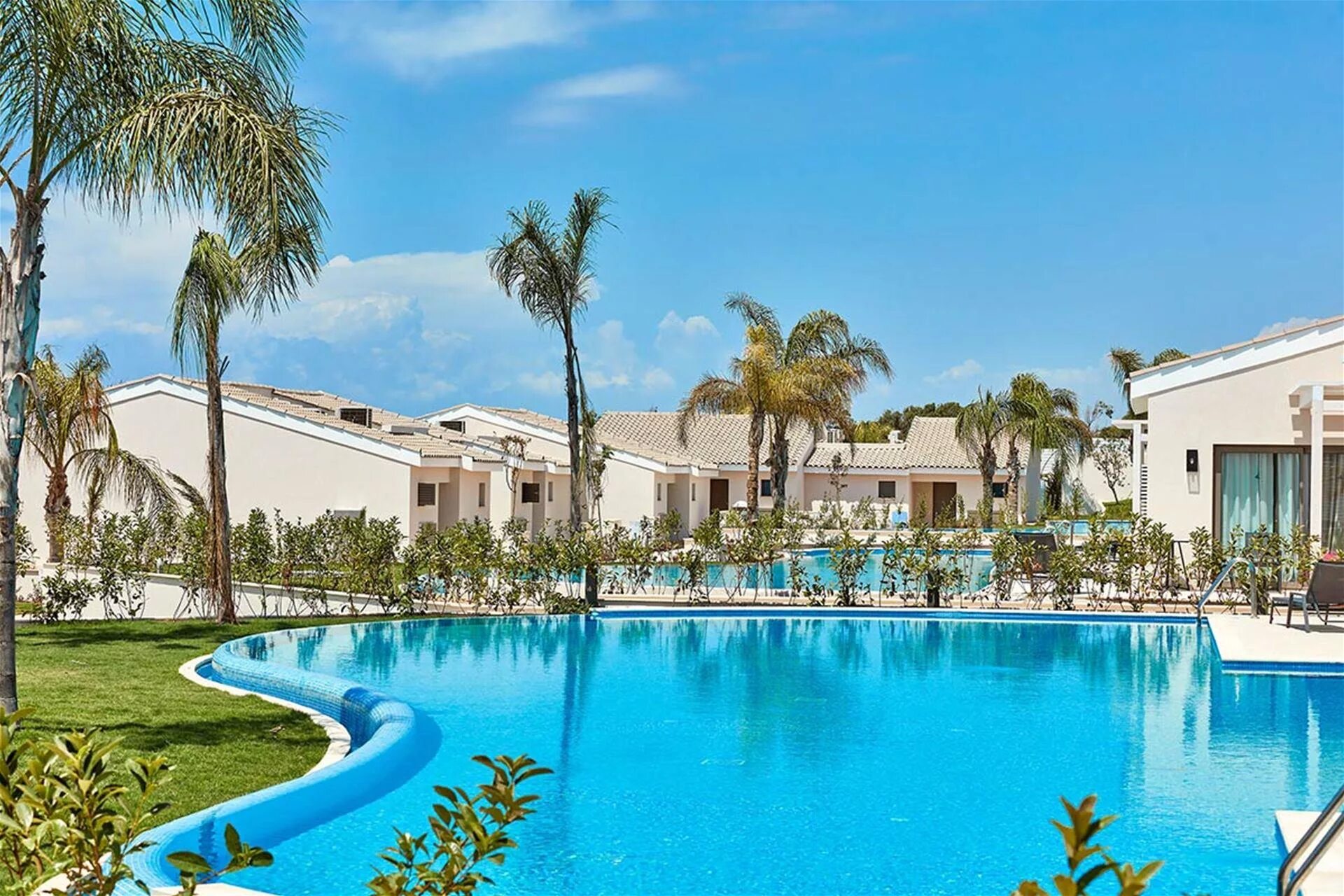 Айанапа кипр. Grecian bay hotel 5 айя-напа. Напа 5. Grecian bay hotel 5 айя-напа. Aeneas resort spa 5.