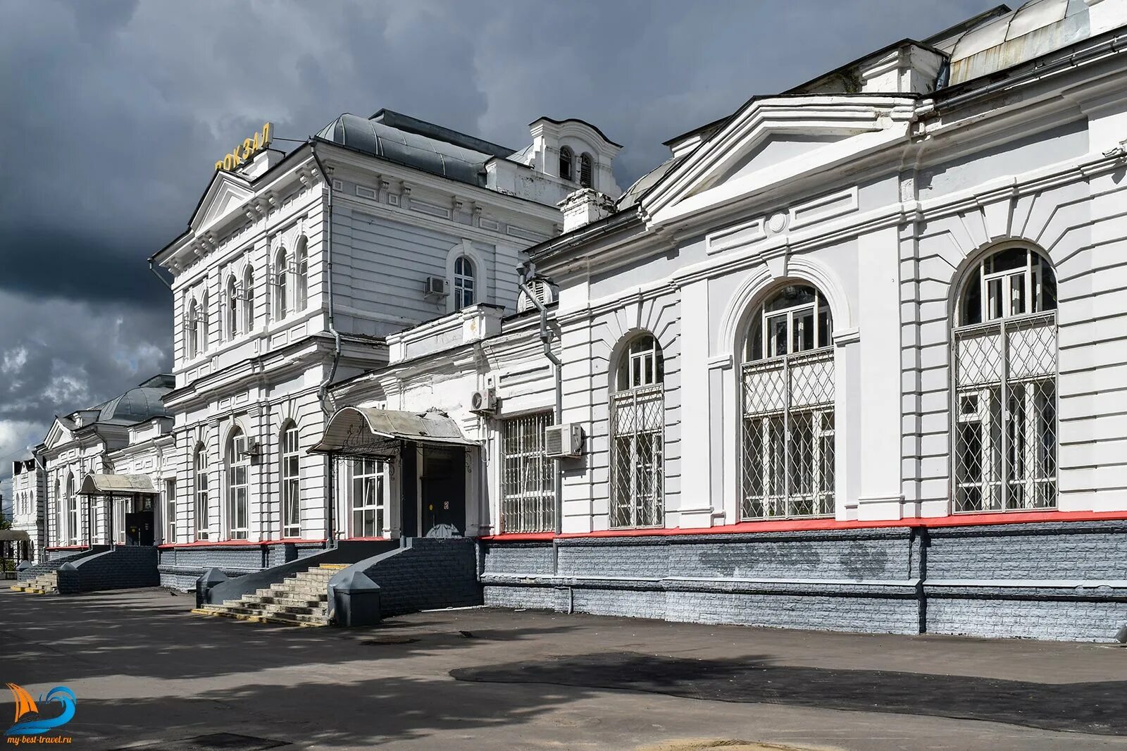 театр в александрове