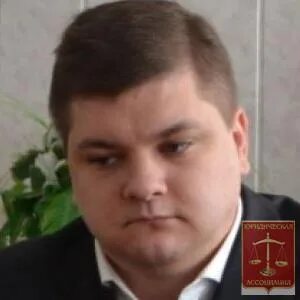 Уволен директор института