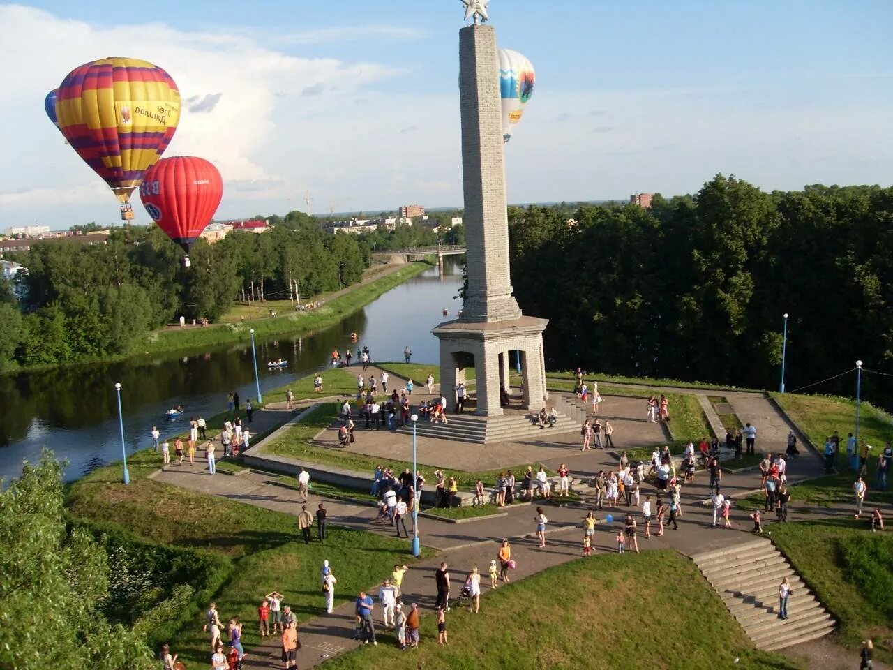 Погода город великих лук. Погода город великих лук. Погода город великих лук. Достопримечательности города великие луки псковской области. Погода великие луки.