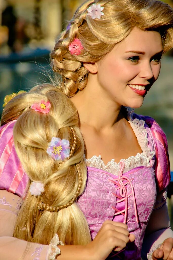 Волосы принцессы. Прическа принцессы бель. Волосы принцессы. Бэль принцесса прическа. Прическа принцессы бель.