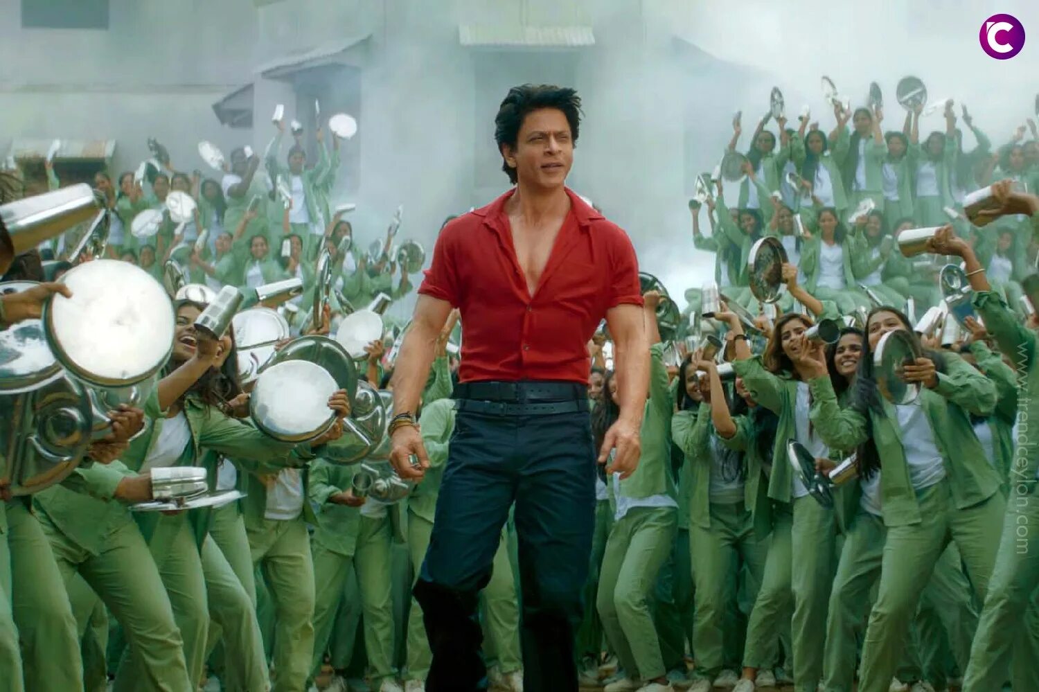 Jawan. Pathaan jawan. Jawan khan 2023 тёмное. Pathaan 2023. Jawan.