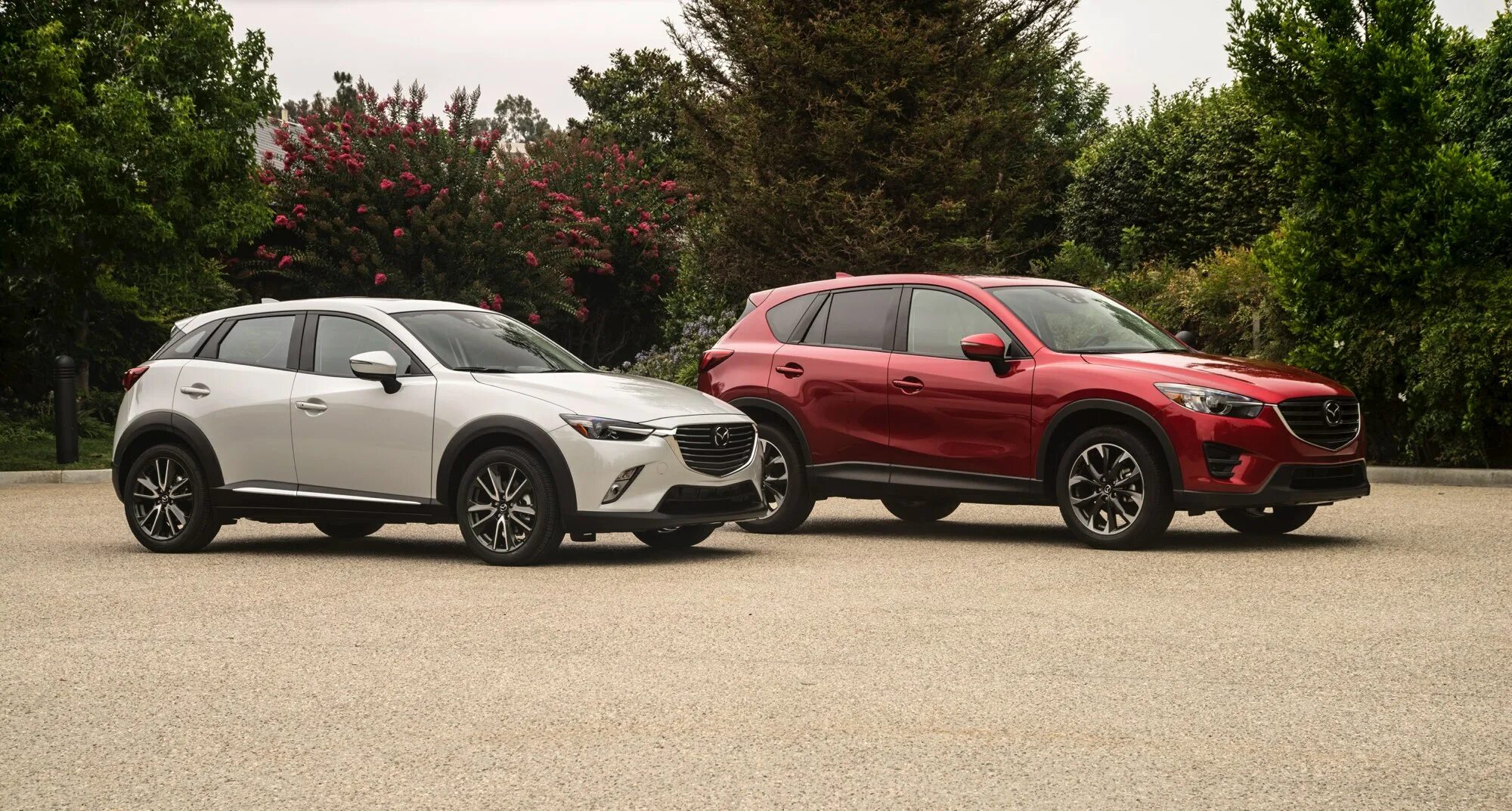 Три сх. Mazda CX 3 И CX 5. Mazda CX 3 2017. Mazda cx5 3. Мазда cx3 и cx5.