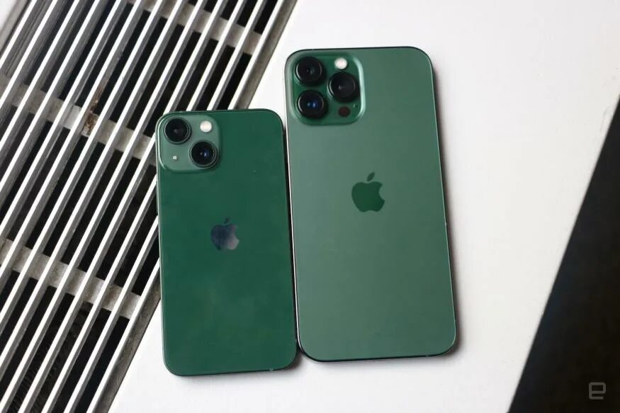 Note 13 pro green. Iphone 13 Pro Max Green. Iphone 13 Pro Max Альпийский зеленый. Iphone 13 Alpine Green. Apple iphone 13 Pro Green.