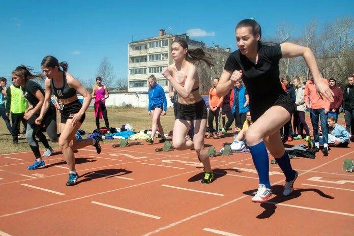 Легкая атлетика памяти. Легкая атлетика памяти. Соревнования в манеже. Стадион труд шуя легкая атлетика. Легкая атлетика памяти.