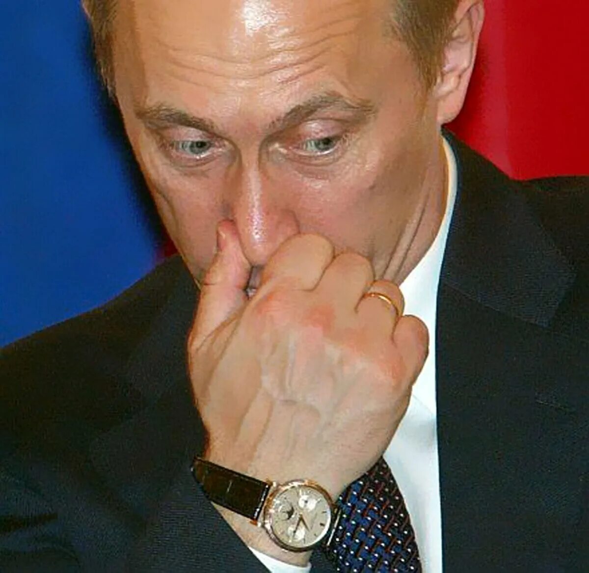 Почему часы носят. Хублот часы путина. часы владимира путина наручные. часы путина патек. patek philippe путина.