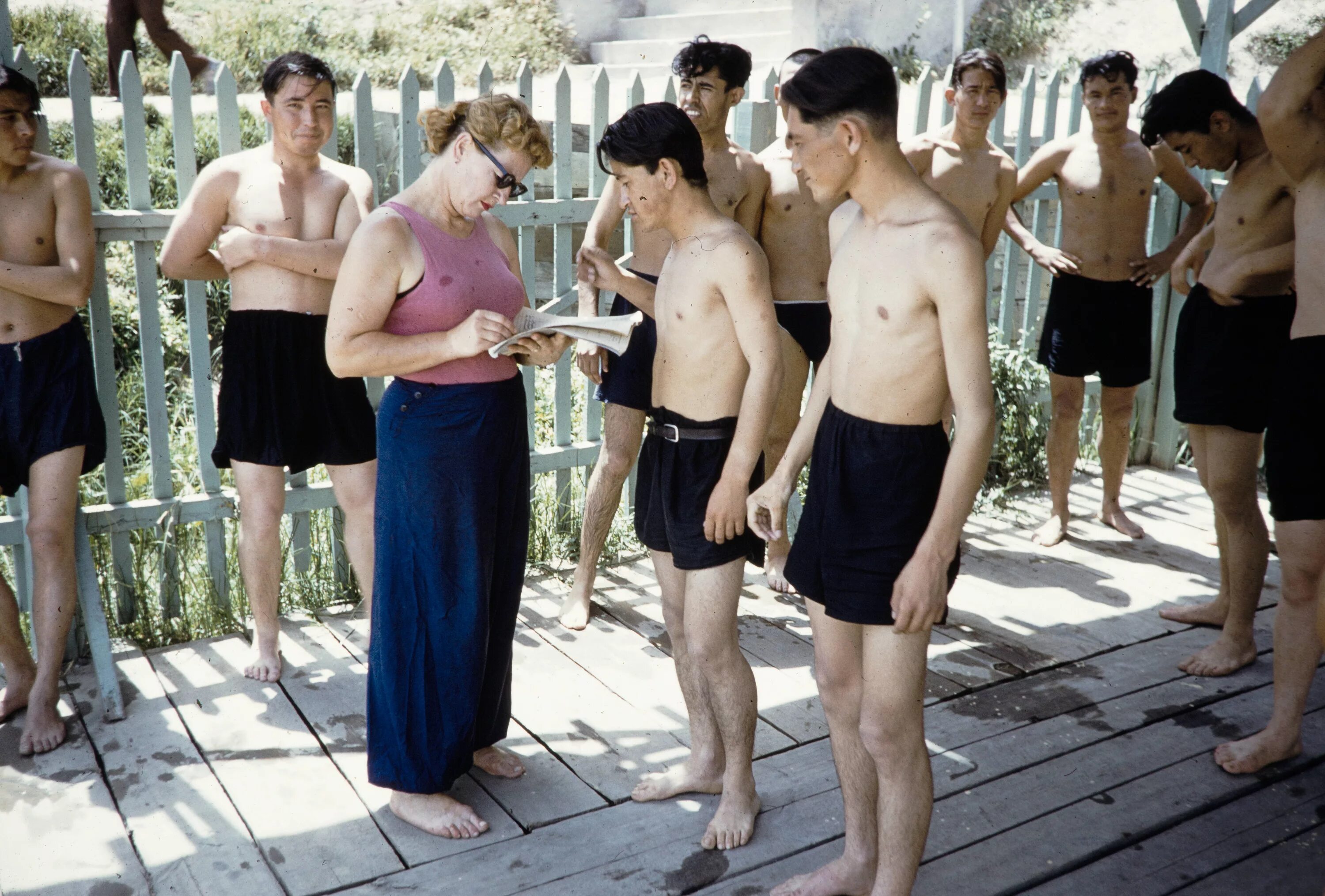 Лагерь ковсар. Лагерь парни рассказ. Пацаны в лагере. Лагерь парни рассказ. Парни в лагере.