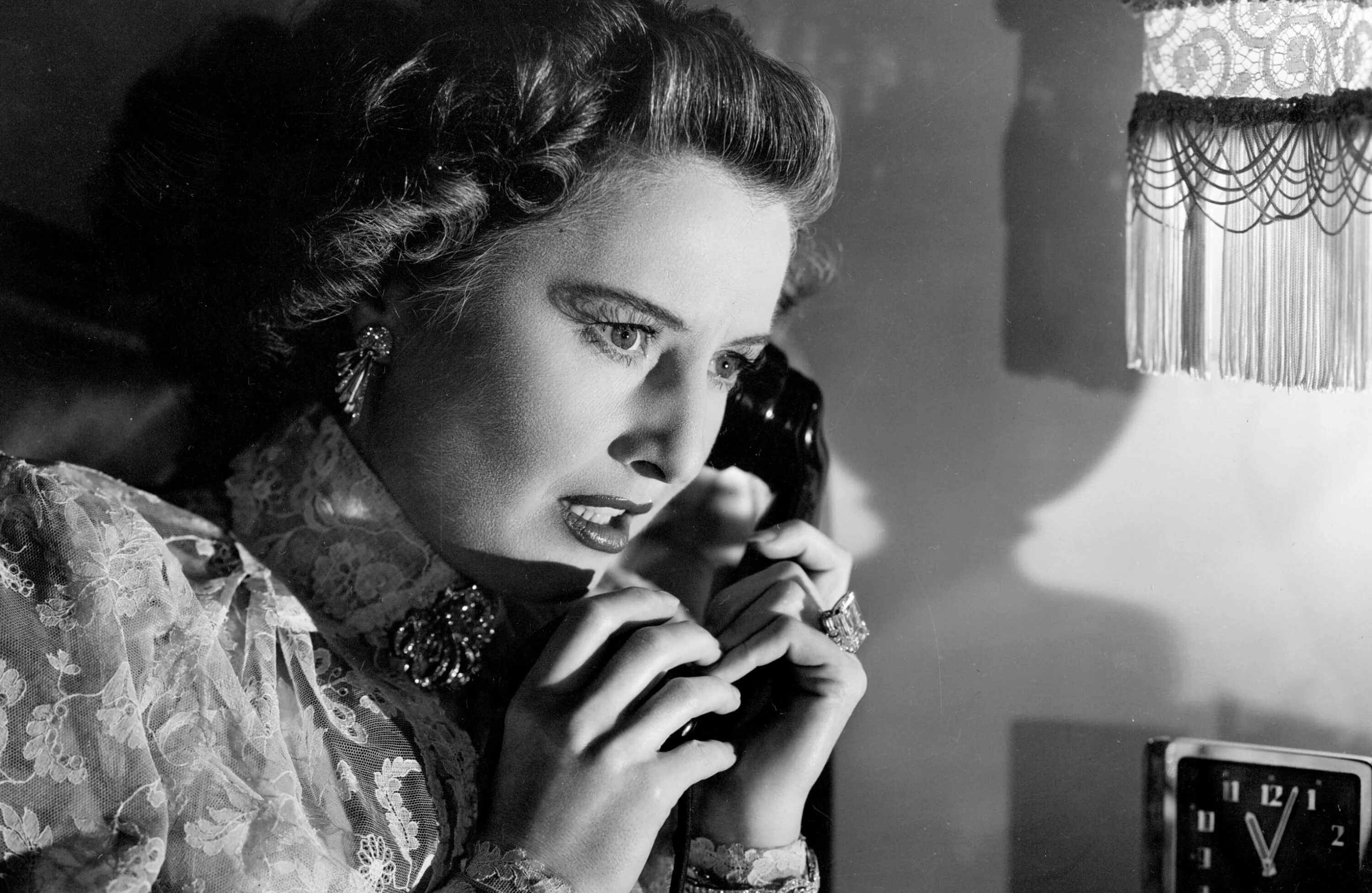 Sorry wrong. Sorry, wrong number 1948. триумфальная арка 1948 ингрид бергман. люсиль флетчер. барбара стэнвик фильмы.