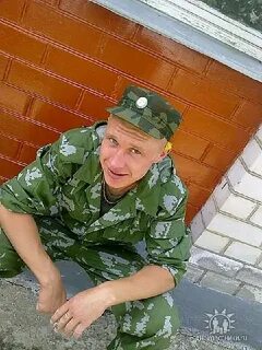 Познакомиться с военным