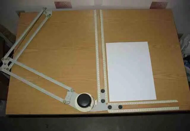 Прибор чертежный ссср. Прибор чертежный пчш 12. Прибор для черчения. Советские приборы для черчения. Прибор для черчения.