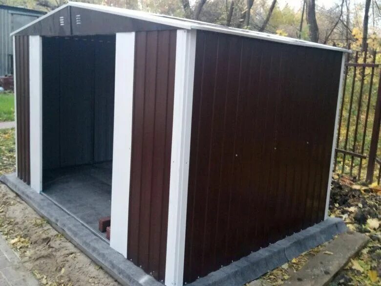 Хозблок с распашными дверьми. Хозблок металлический barnas 3х2м. металлический сарай барнас 3х2. металлический сарай barnas 3x4м. металлический сарай 2.5х3.