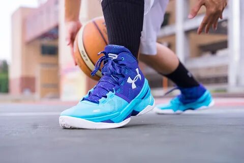Кроссовки для баскетбола на улице