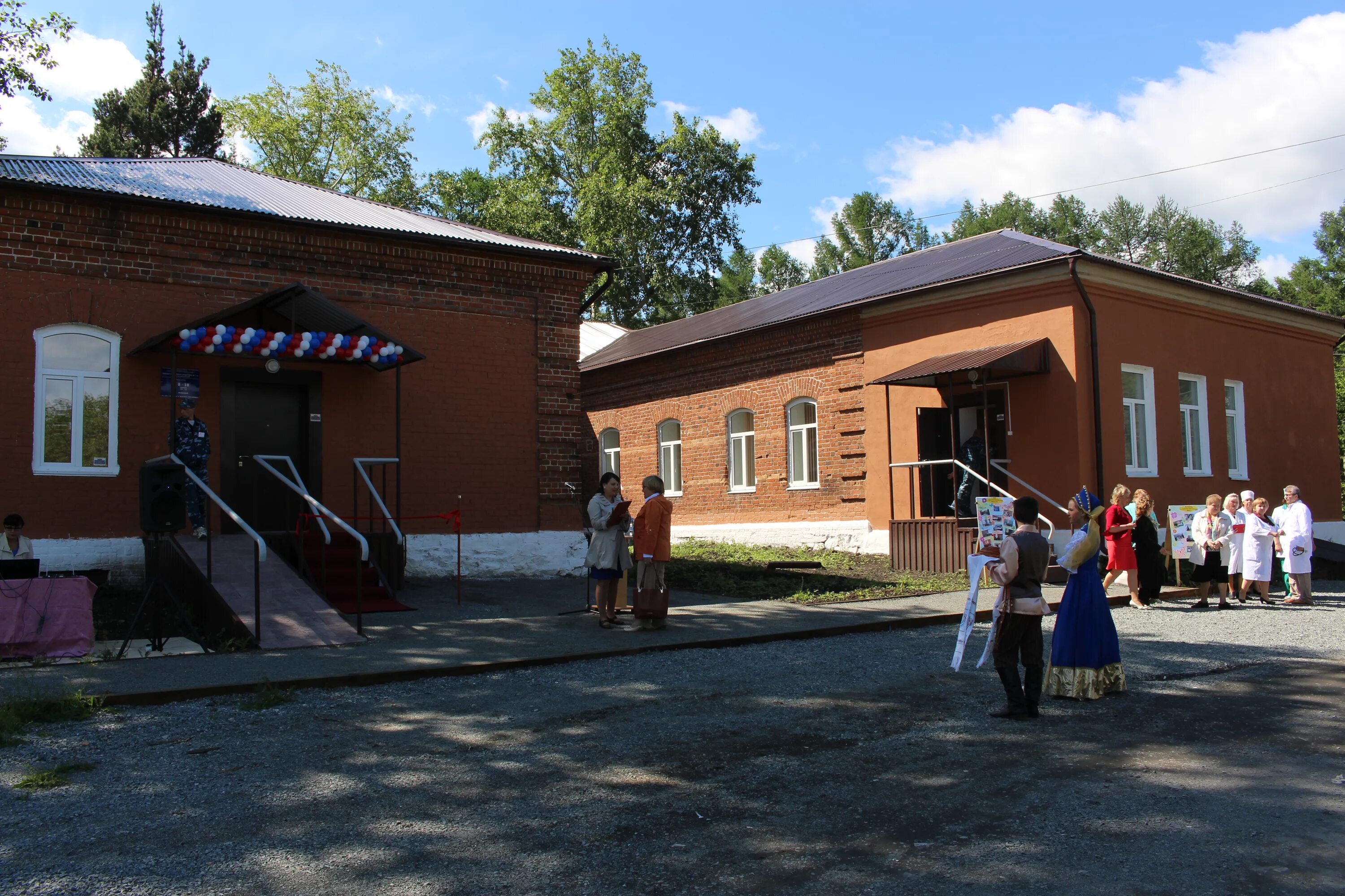 Посёлок Красногвардейский Свердловской. Красногвардейский Свердловская область Артемовский район. Пос Красногвардейский Артемовского района Свердловской области. Артемовский район поселок Красногвардейский школа.