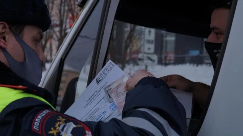 Работа в мурманске свежие водитель. В мурманске поймали. происшествие криминал г. мурманск за 2003г. проверяший тройку контрольры поймали в автобусе.