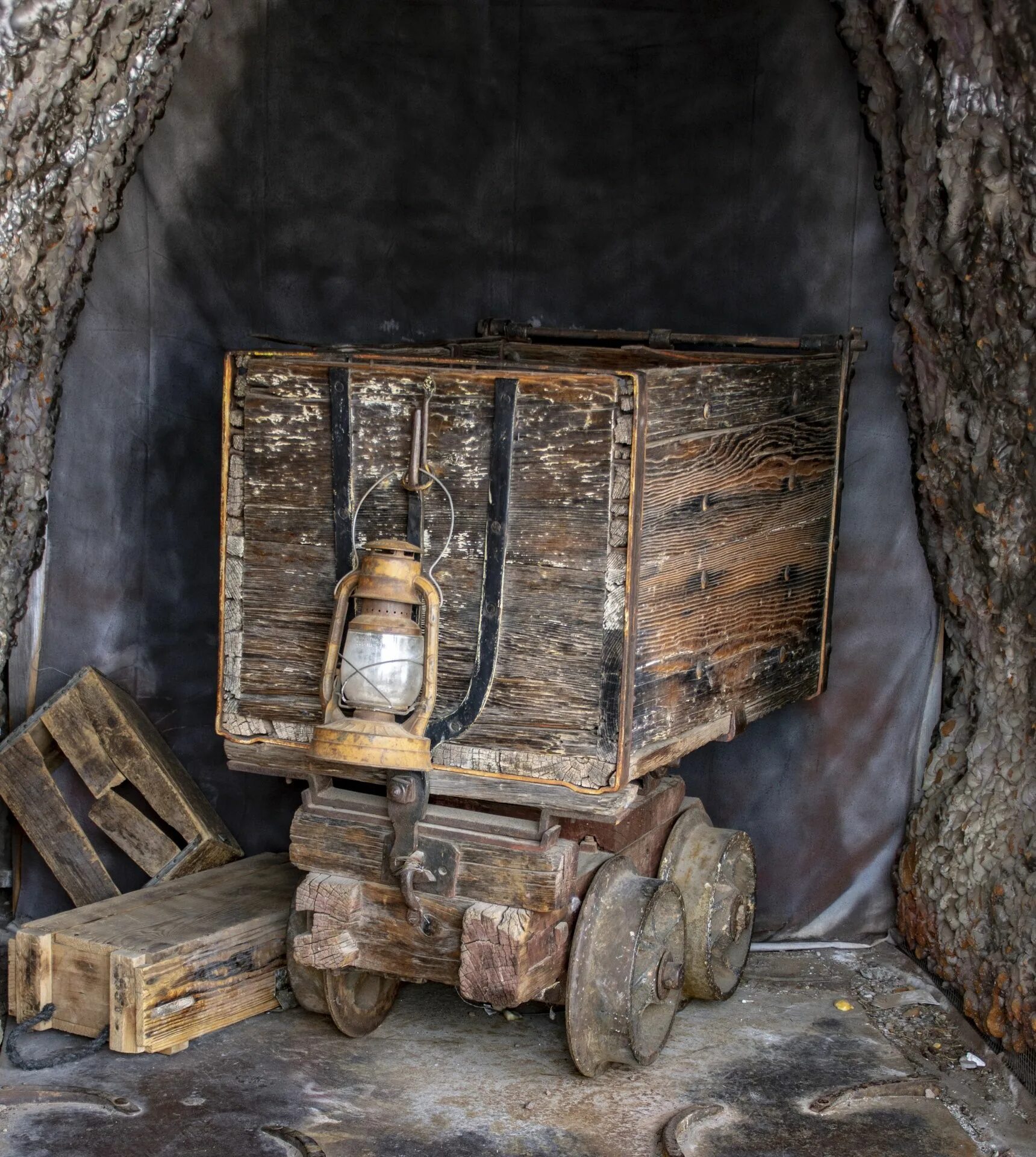Mine model