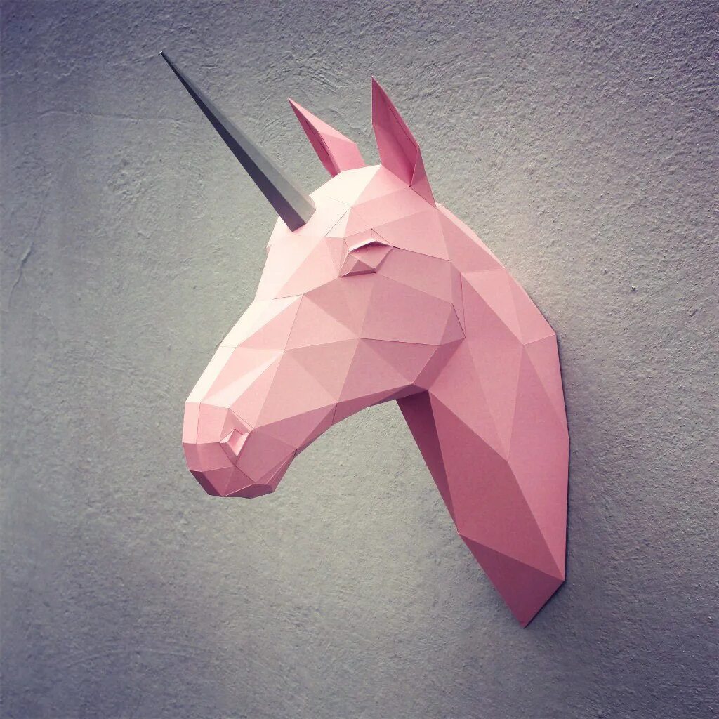 Единорог low poly. Единорог 3д модель. Паперкрафт голова единорога. Паперкрафт единорог. Паперкрафт голова единорога.