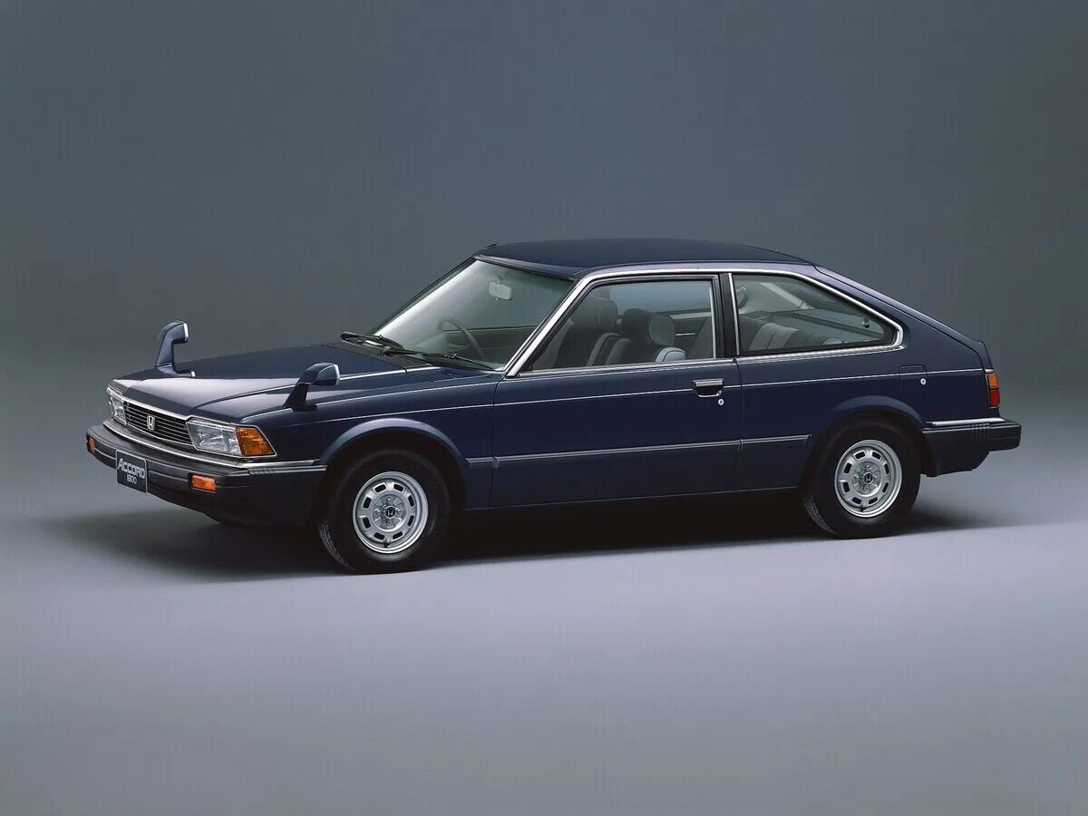 Первый хонда аккорд. Honda accord 1976. Honda accord 1976. Honda accord 1977. Honda accord 1 gen.