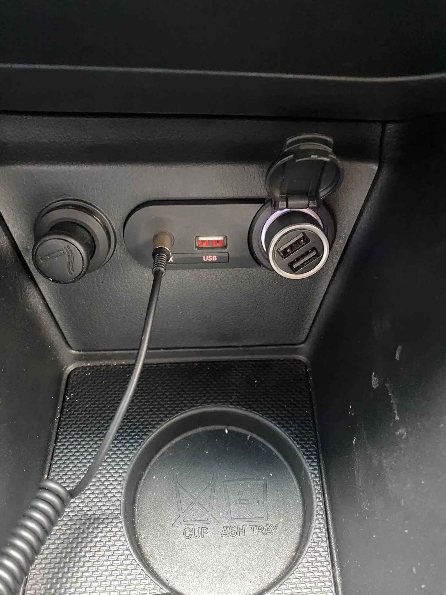 Kia Rio 3 Bluetooth. Блютуз аукс в Киа Рио 3. Kia Rio 4 блютуз адаптер. Блютуз на Киа Рио 3.