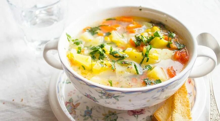 Как сделать суп с картошкой. Похлебка старомосковская. картофельный суп. картофельная похлебка. картофельные и овощные супы.