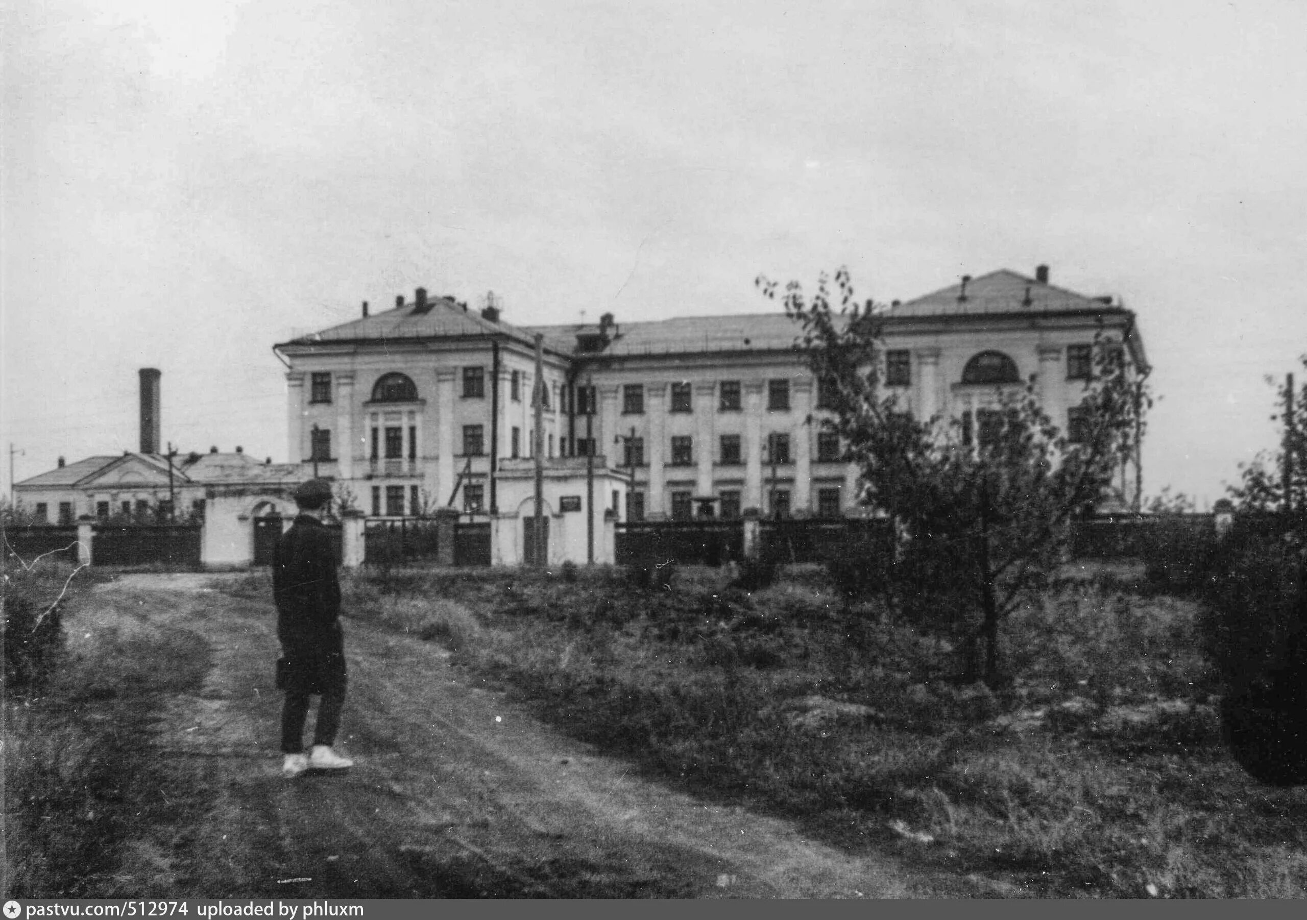 Юнг пермь. Юнг Прикамья 3. Школа Юнг Прикамья Пермь. Школа 19 Синтез Пермь Юнг Прикамья. Школа на Юнг Прикамья 3.