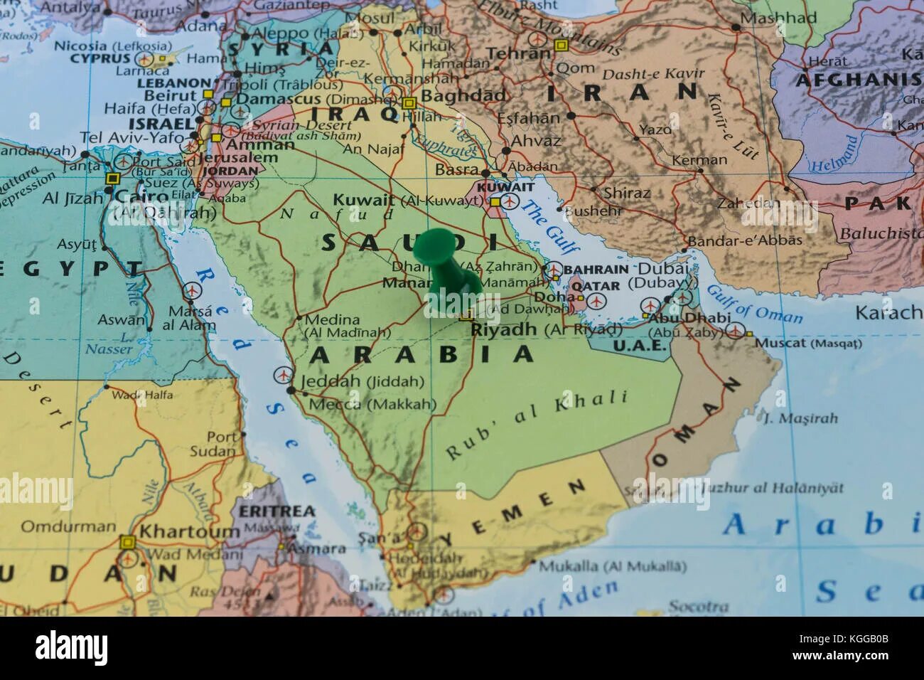 Мекка и медина на карте. Аравийский полуостров Саудовская Аравия. Эр Рияд на карте Саудовской Аравии. Политическая карта Аравийского полуострова. Государства Персидского залива на карте.