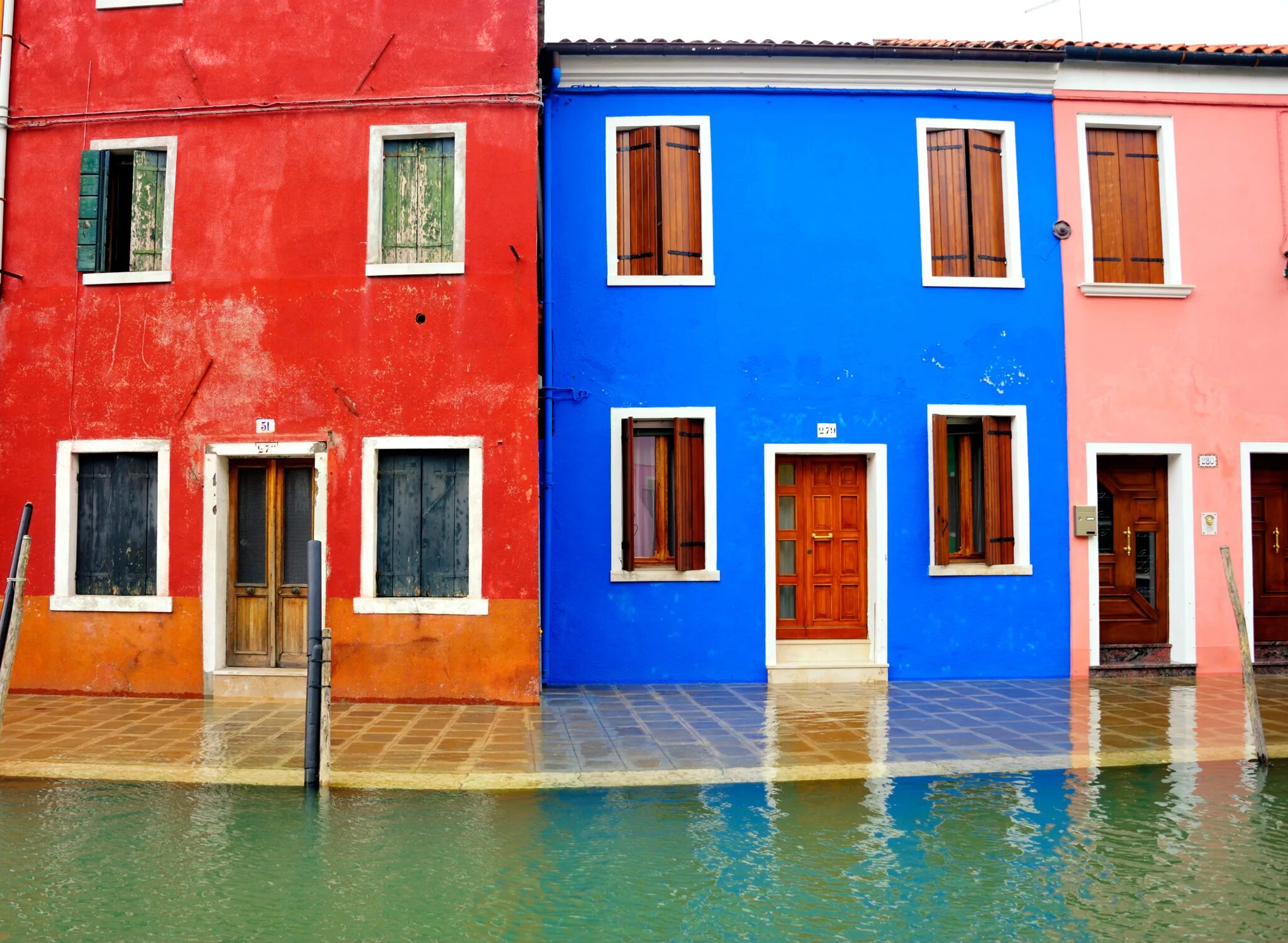 Остров Бурано Италия. Разноцветный городок Бурано в Италии. Цветные домики. Разноцветные дома. Colorful houses