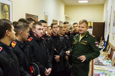 Военное маяковская