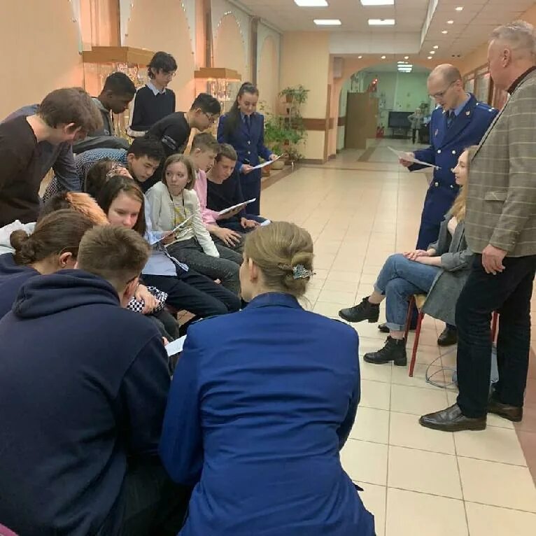 Сотрудник московской прокуратуры. Сотрудник московской прокуратуры. Сотрудники прокуратуры. Сотрудник московской прокуратуры. Сотрудники прокуратуры.