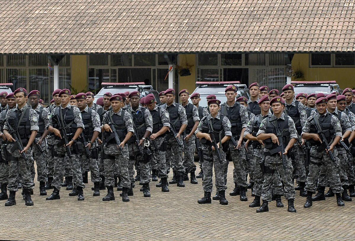 Force public. Военная полиция Бразилии. Бразильские солдаты имбел. Полиция Sool. Public Security.