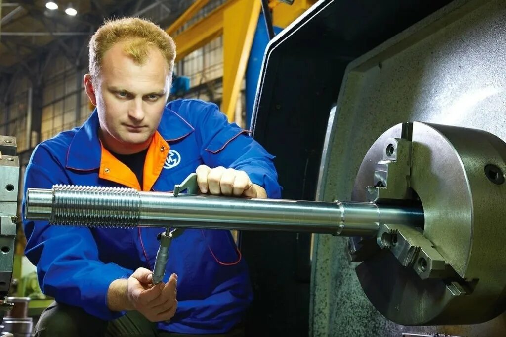 Работа на машиностроительном заводе