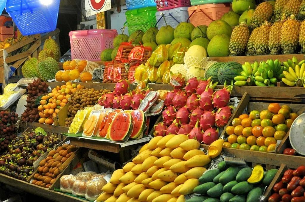 Паттайя где купить. Паттайя Таиланд фруктовый рынок. Тайланд Пхукет рынок. Тайланд рынок фрукты. Рынок фруктов в Паттайе.