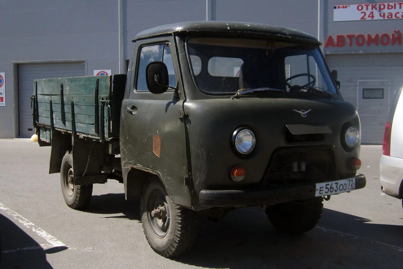 Уаз головастик бортовой 3303. Уаз 3303 2. Уаз 3303 новый. Uaz 3303 бортовой. Уаз буханка бортовой 3303.