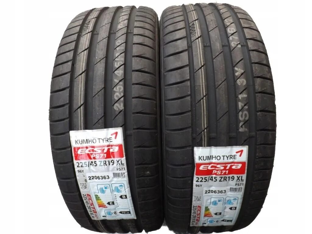 Кумхо ps71. Kumho ps71 285/50r20. Kumho ps71 225/45r18. Ecsta ps71.