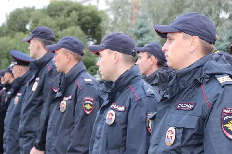 Ппс стена. Сотрудники патрульно-постовой службы полиции. ппс полиция. кепка ппс милиции. ппс калуга.