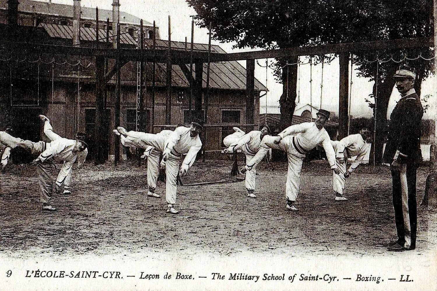 Каратэ школа сэнэ. Сават удары ногами техника. Кунг фу в древнем китае. Шуайцзяо в древнем китае. Тай цзи шаолинь цигун.