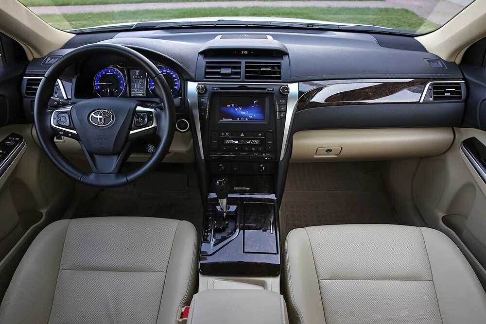 Комплектации камри фото. Toyota camry комплектации 2016. тойота камри максимальная комплектация. тойота камри 2016 комплектации. camry 2016 механика.