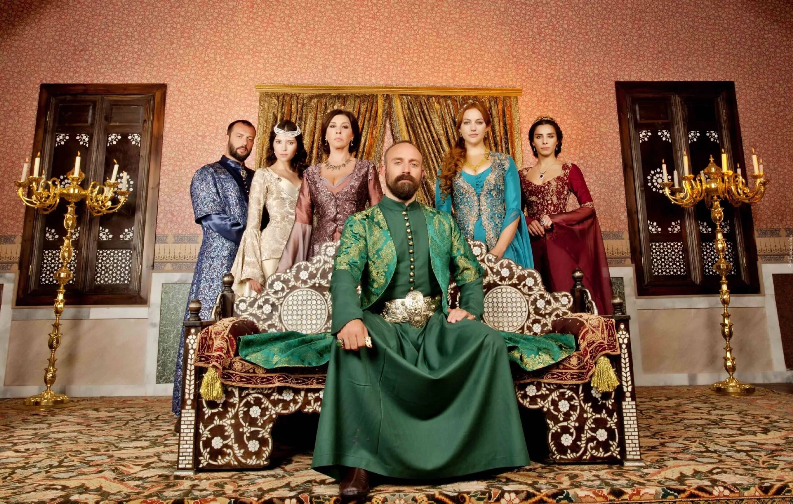 Сколько султанов в великолепном веке