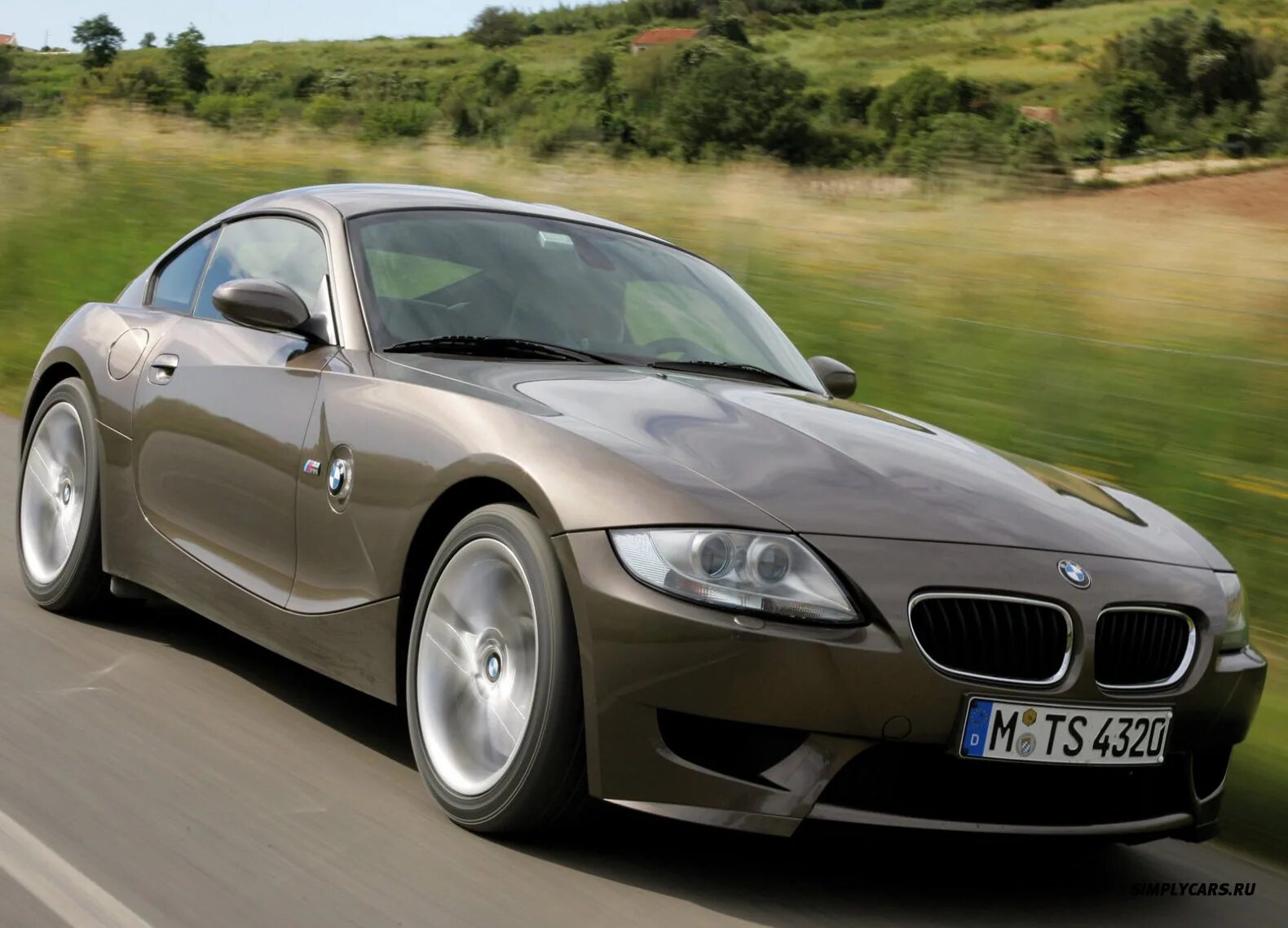 Бмв двухместная. BMW z4 m Coupe. BMW z4 2006. BMW z4 m 2006. BMW z4 Coupe 2008.