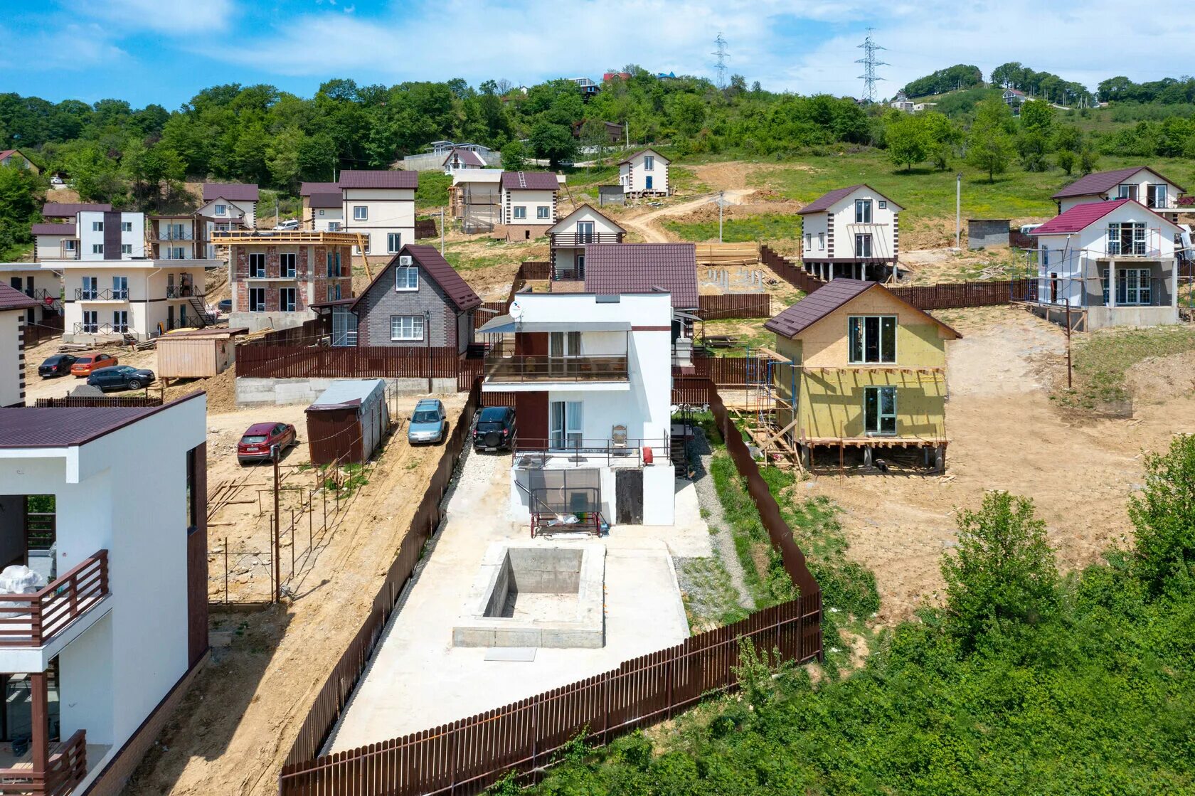 Груша коттеджный поселок в сочи. Краснодарский край сочи улица ленина 78 стройдом. Стройдом. Стройдом сочи. Стройдом спб.