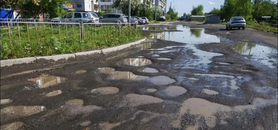 Томск стал плохо. Дороги томск в городе. Томск стал плохо. Томск стал плохо. Автобус до кладбища.