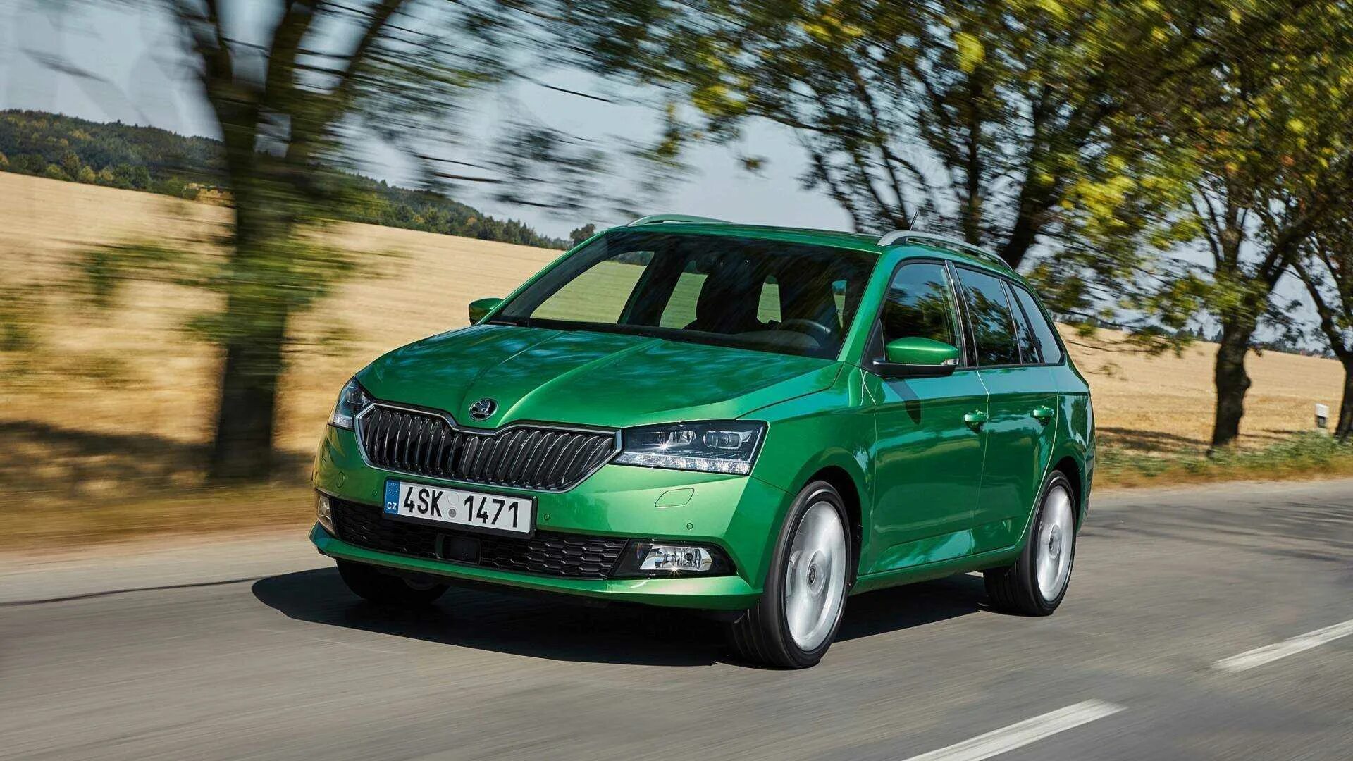 Купить шкода в москве цена. Шкода Фабия 2020. Skoda Fabia 2019. Skoda Fabia Combi 2018.