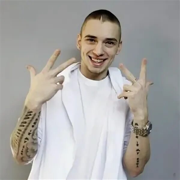 Игорь пиджаков. Пиджаков лавой. Игорь пиджаков лава. Евгенич сериал игорь пиджаков. Игорь пиджаков фото.